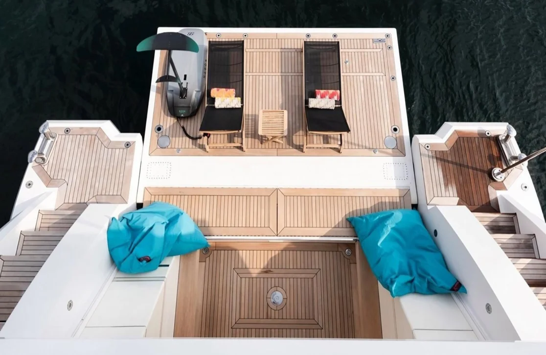 An image of Charade yacht