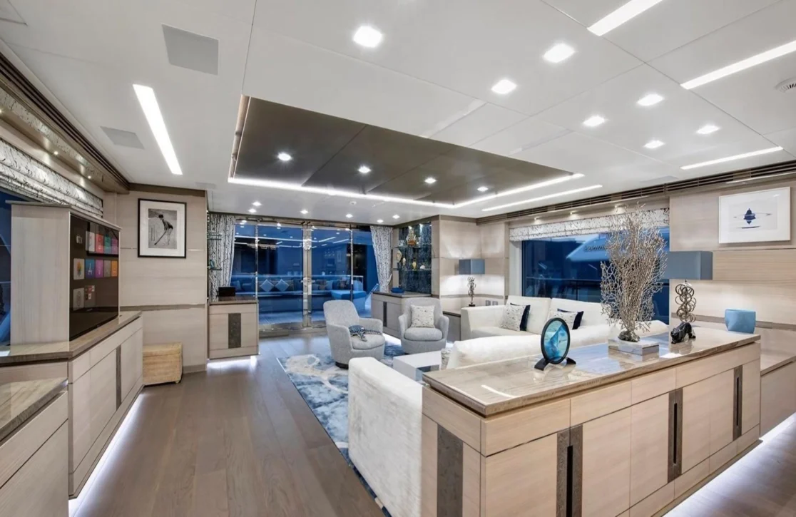An image of Charade yacht