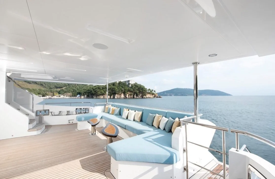 An image of Charade yacht