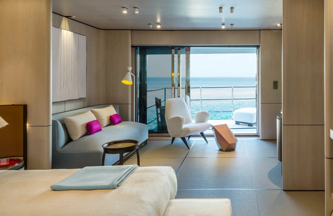 An image of Endeavour 2 yacht