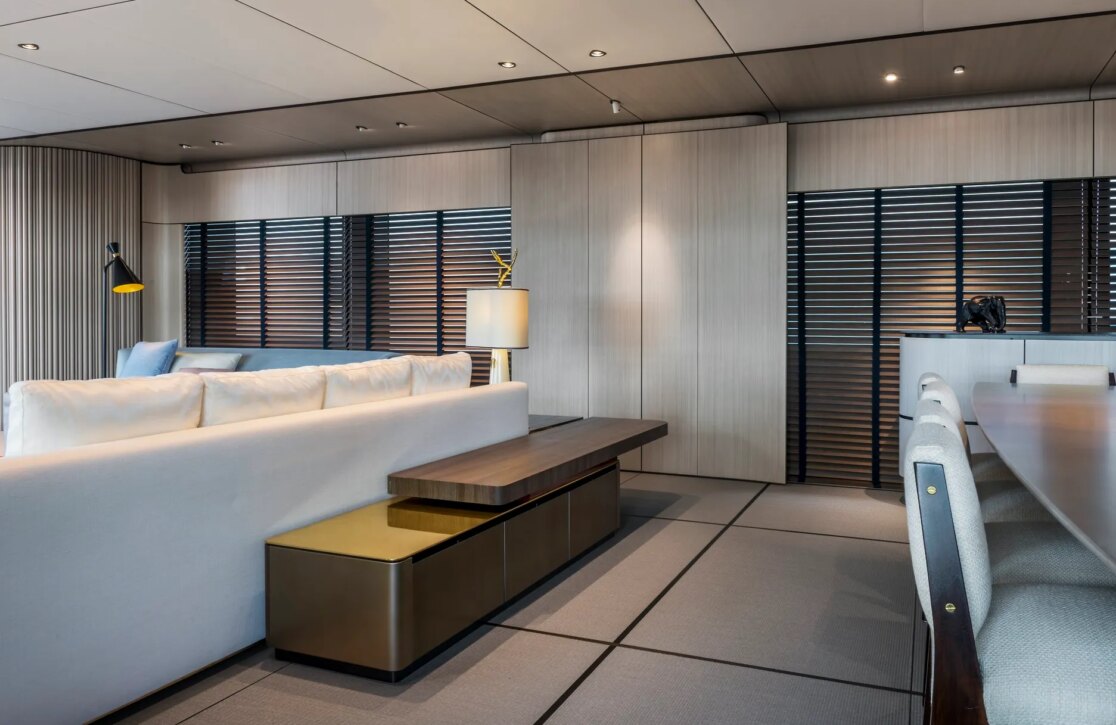 An image of Endeavour 2 yacht
