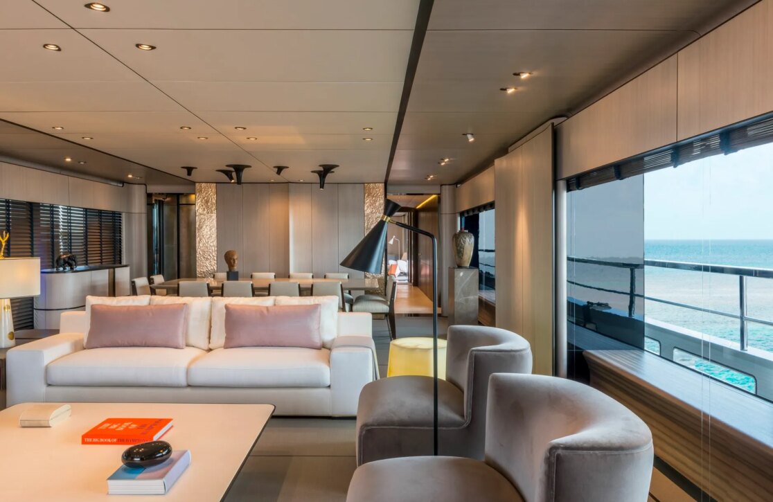 An image of Endeavour 2 yacht