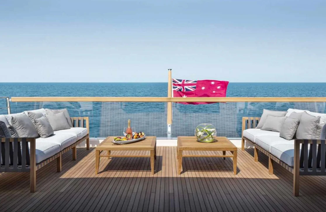 An image of Tiny Wave yacht