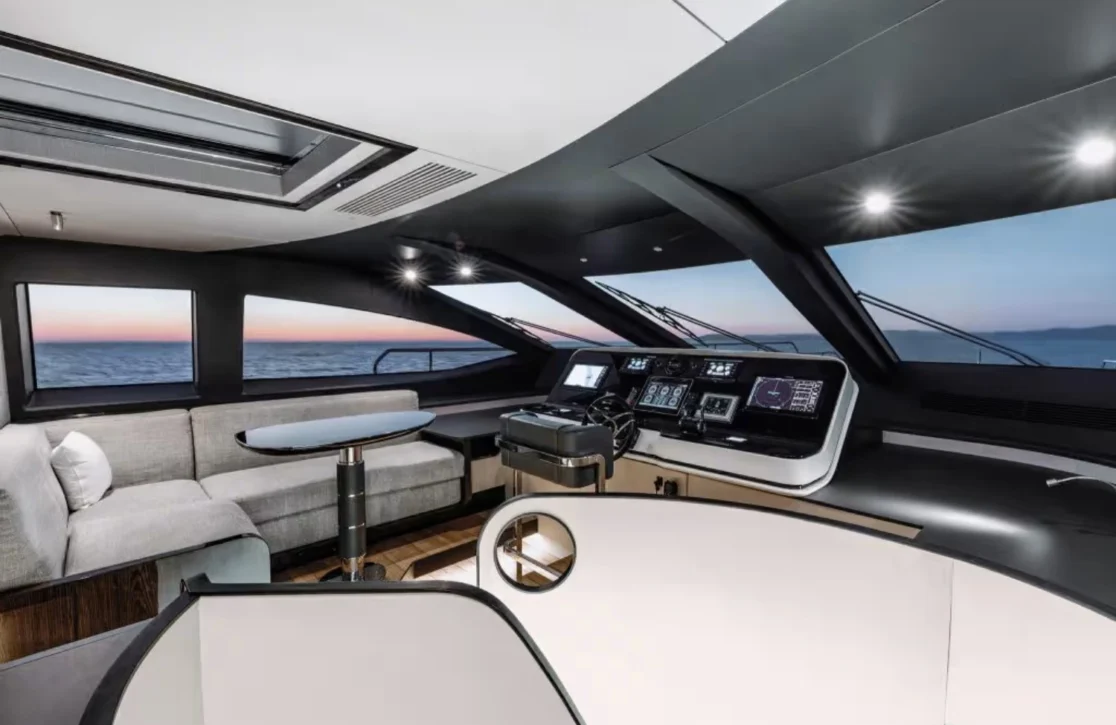 An image of Grande yacht