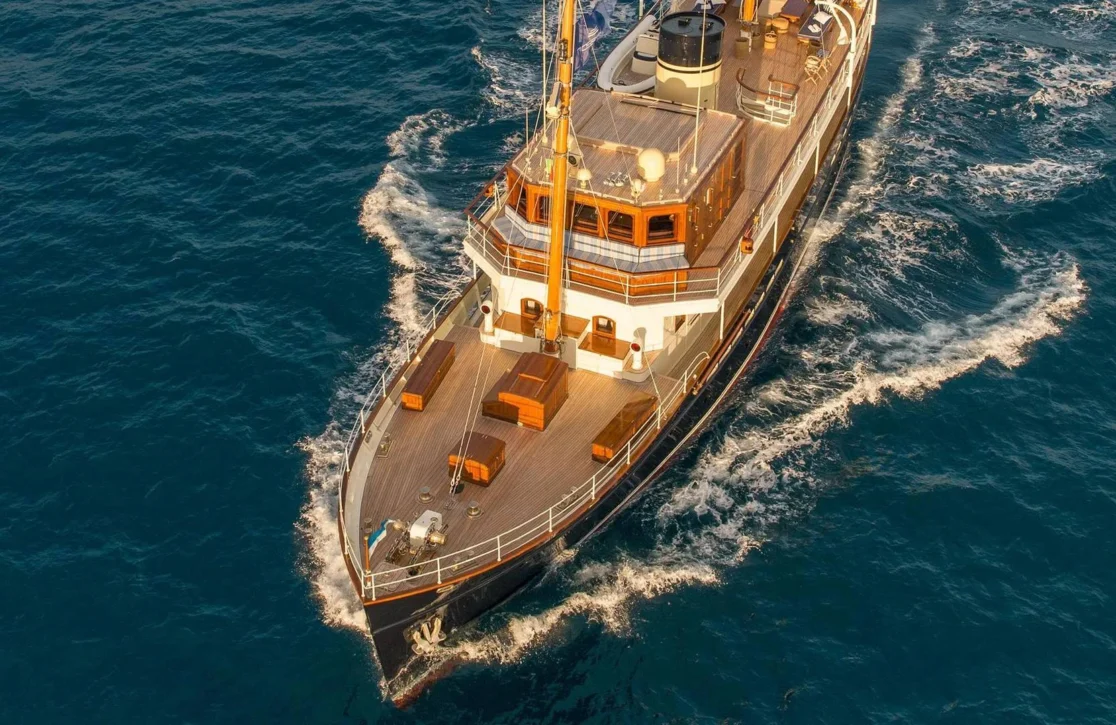 An image of Taransay yacht
