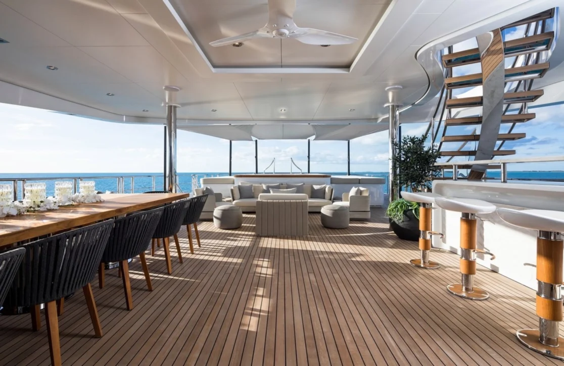 An image of Artisan yacht