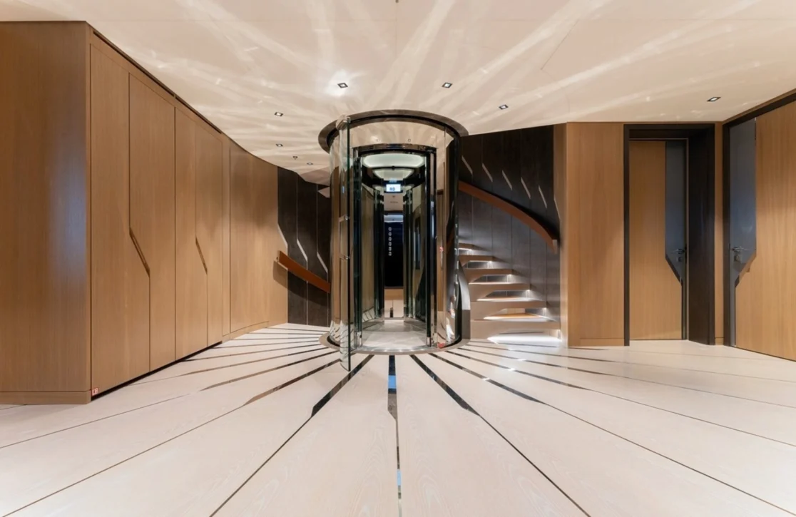 An image of Artisan yacht