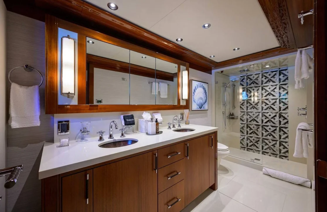 An image of Neenah yacht