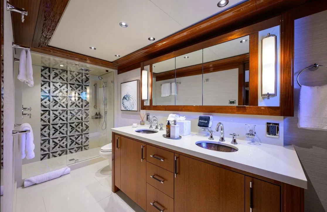 An image of Neenah yacht