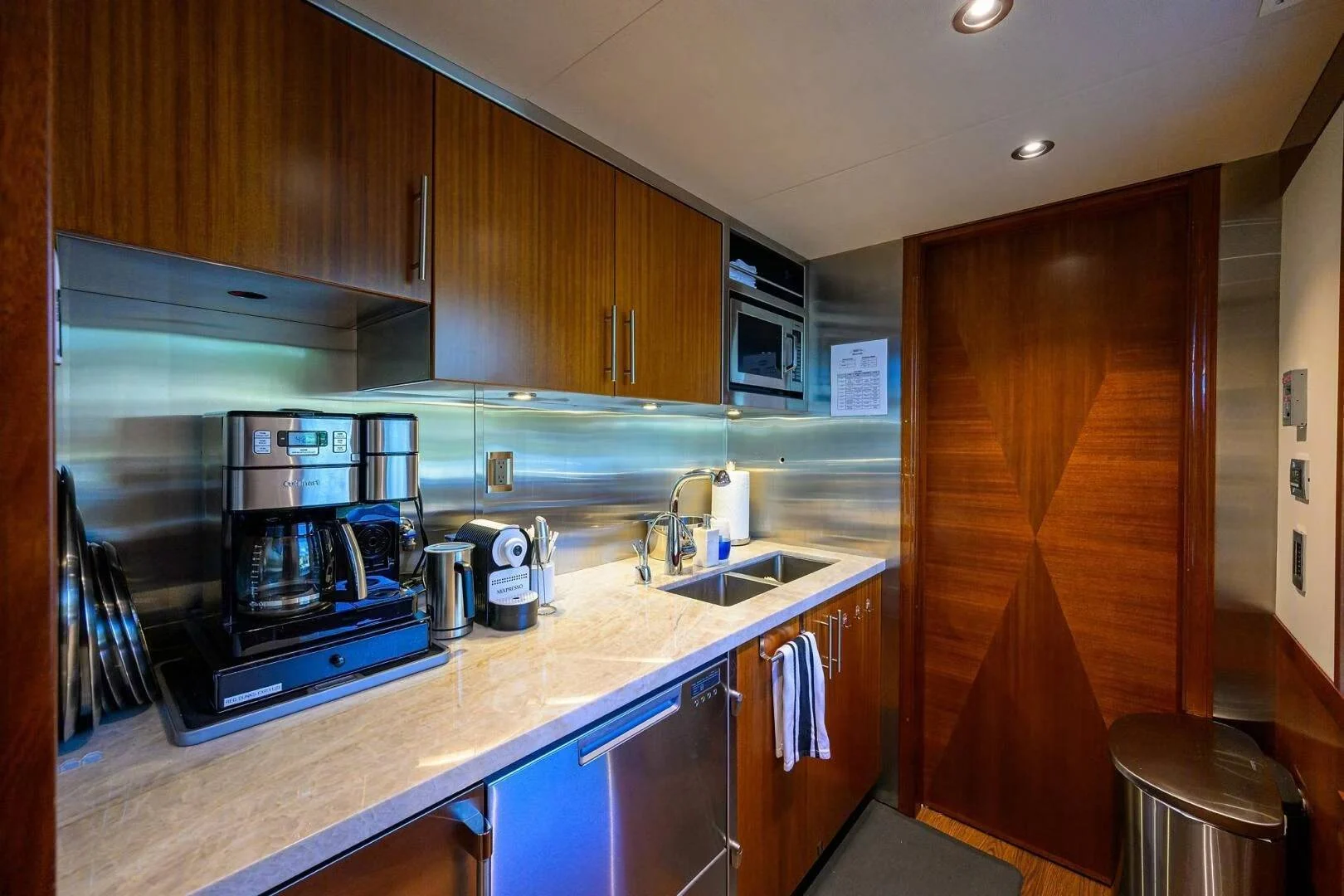 A preview of interior Kitchen