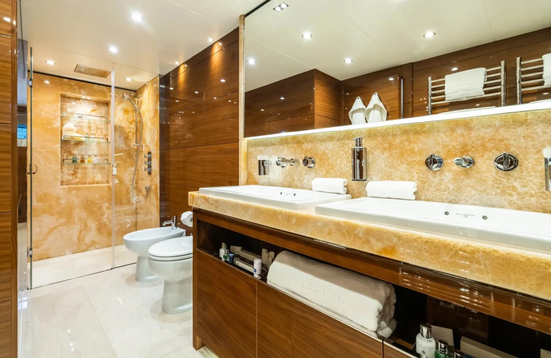 An image of Le Verseau yacht