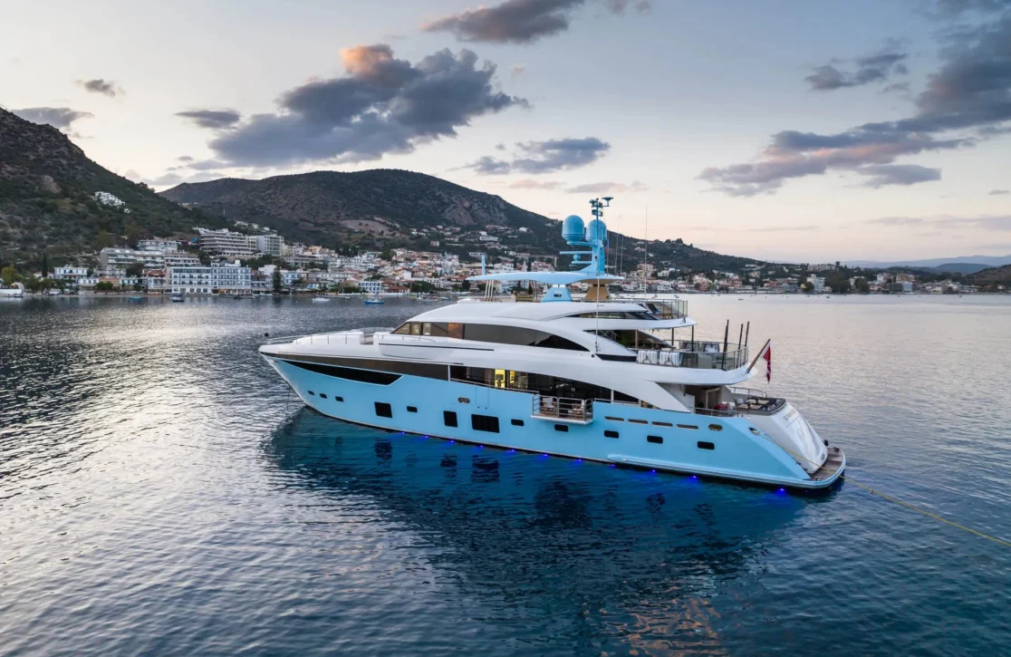 An image of Le Verseau yacht