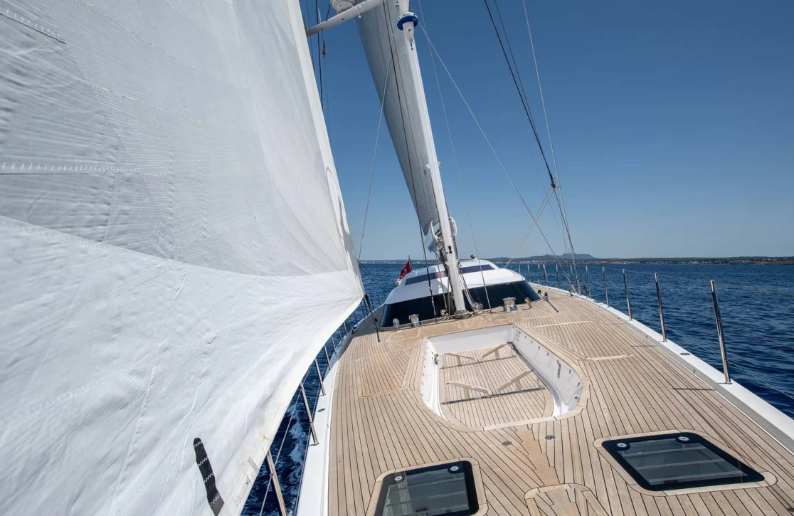 An image of Archelon yacht