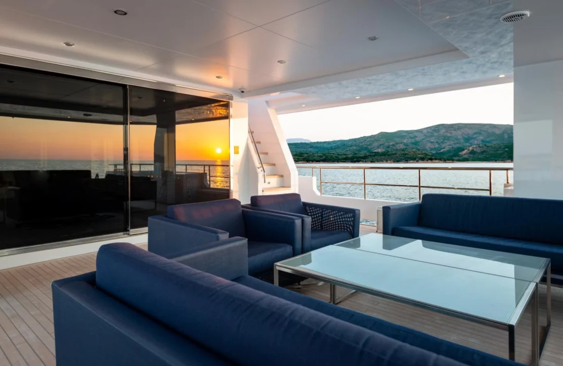 An image of Curfew II yacht