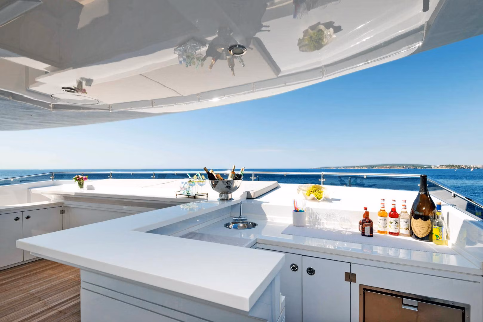 An image of Curfew II yacht