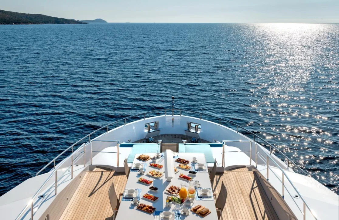 An image of Curfew II yacht