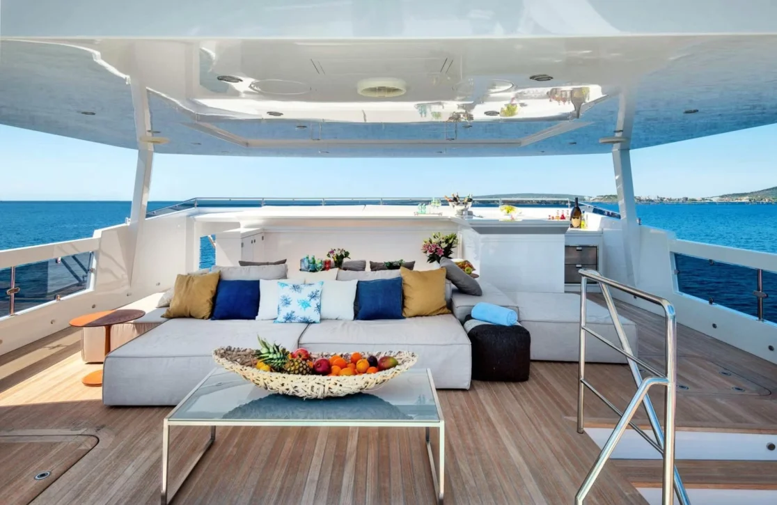 An image of Curfew II yacht