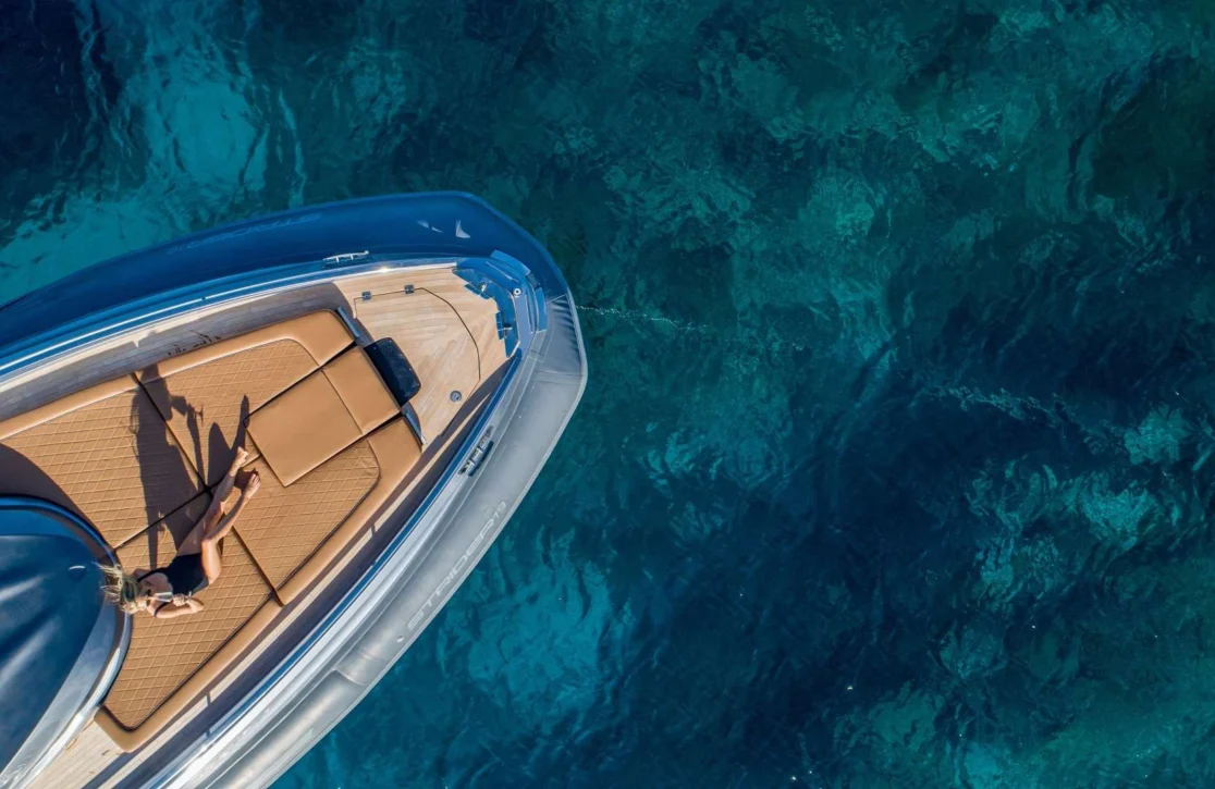 An image of Driftwood yacht