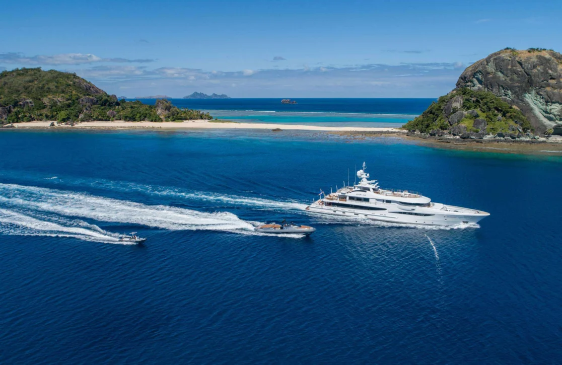 An image of Driftwood yacht