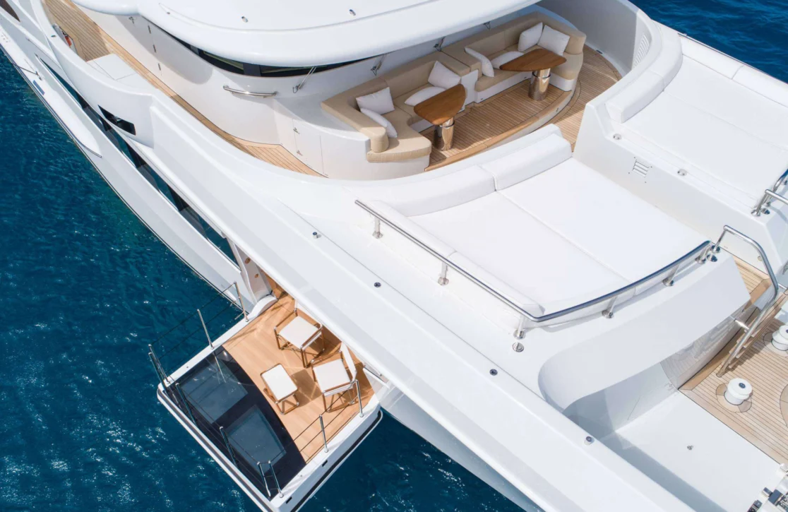 An image of Driftwood yacht