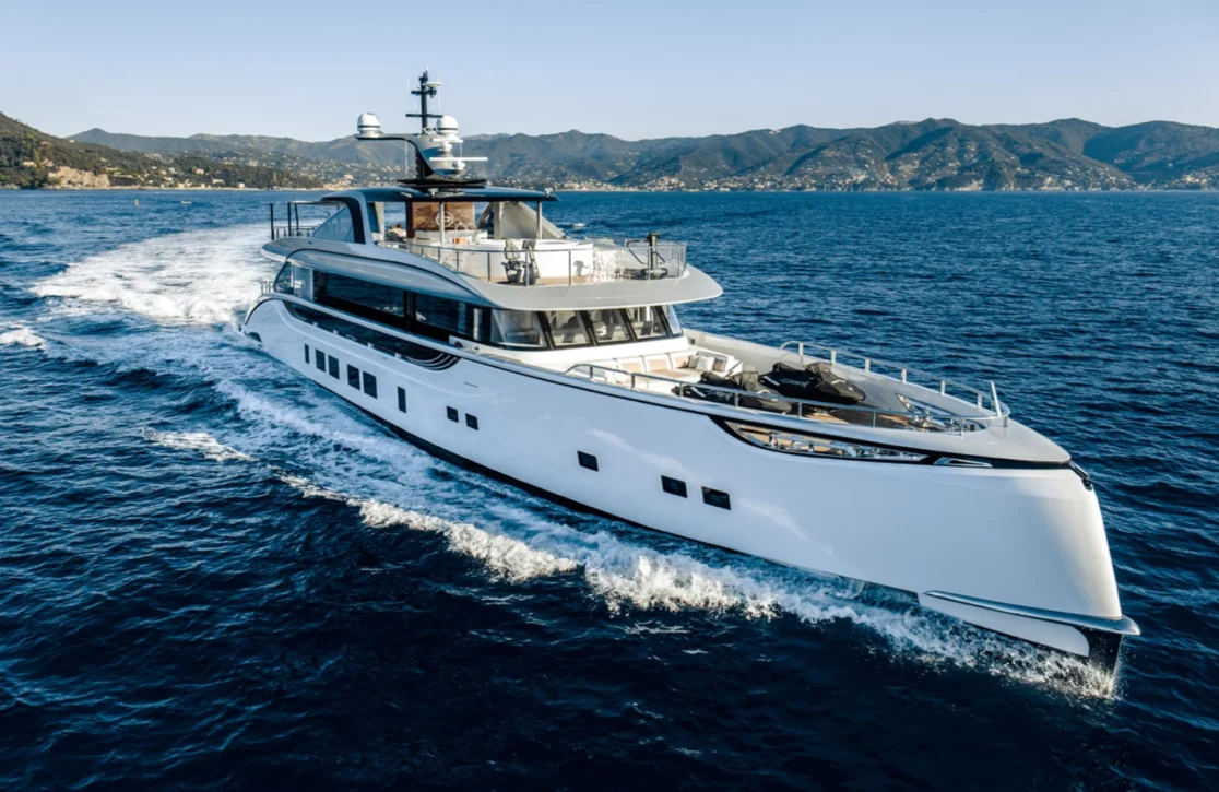 An image of Spring yacht