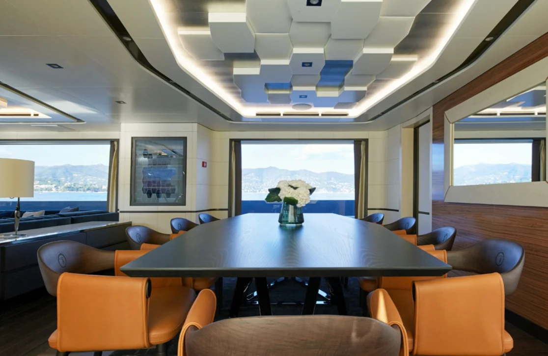 An image of Spring yacht