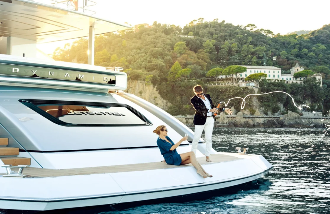 An image of Spring yacht