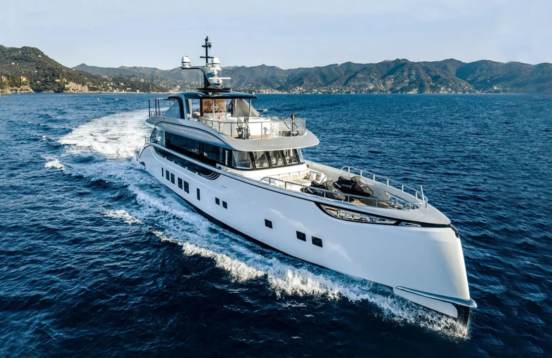 An image of Spring yacht