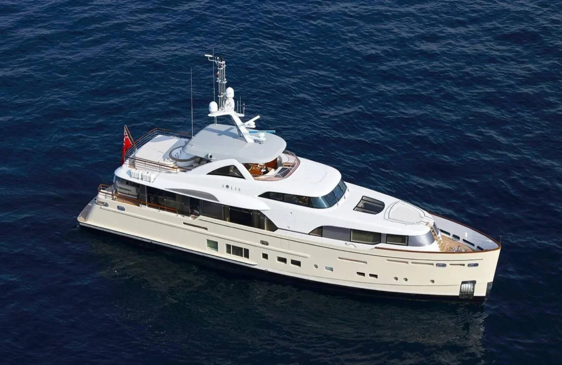 An image of Solis yacht