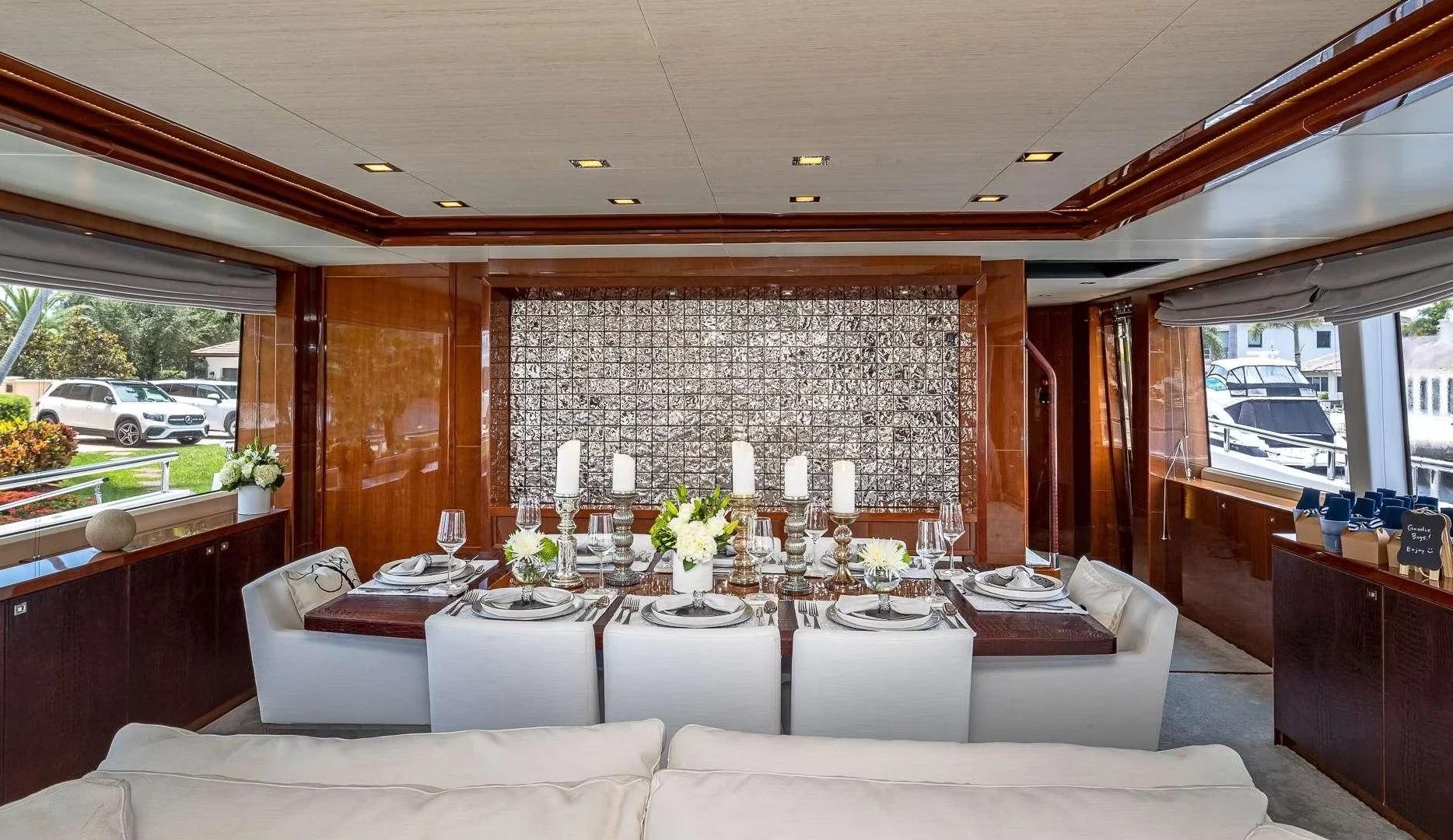 A preview of interior Dining