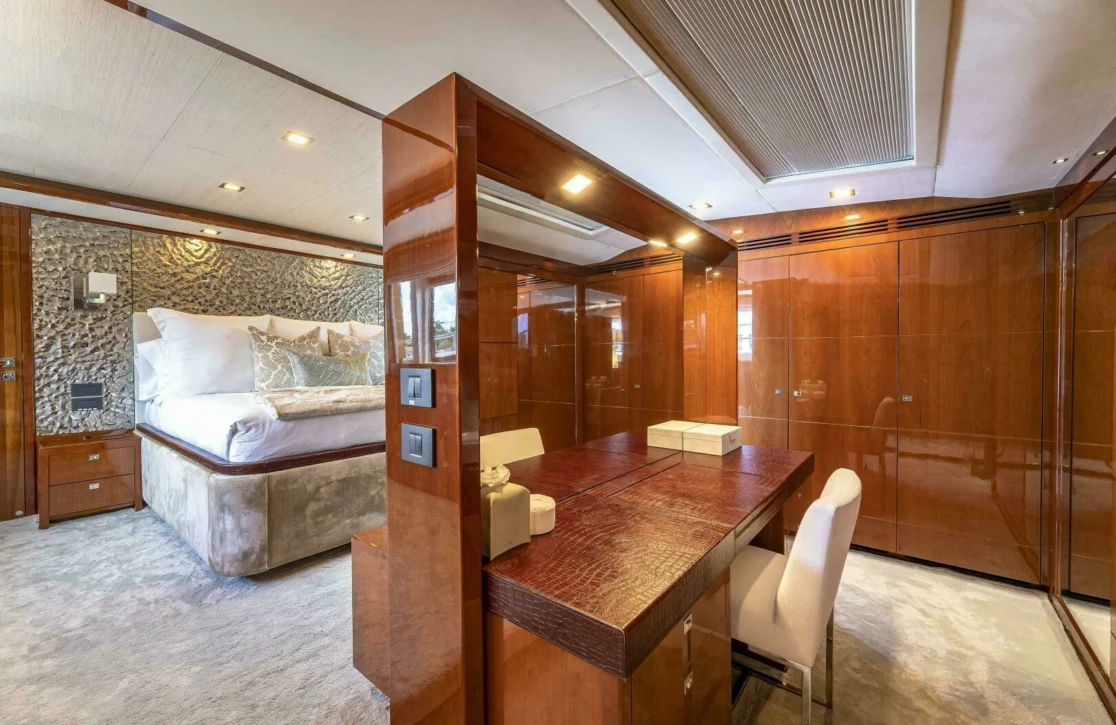 An image of Beachfront II yacht