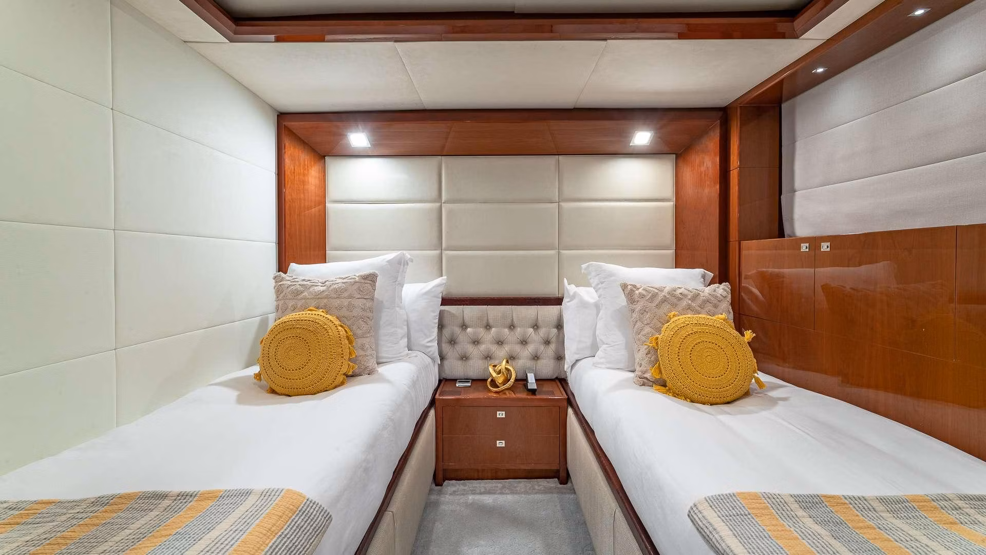 An image of Beachfront II yacht