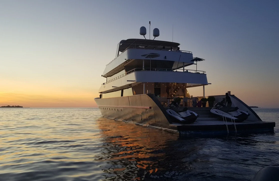 An image of Azalea yacht