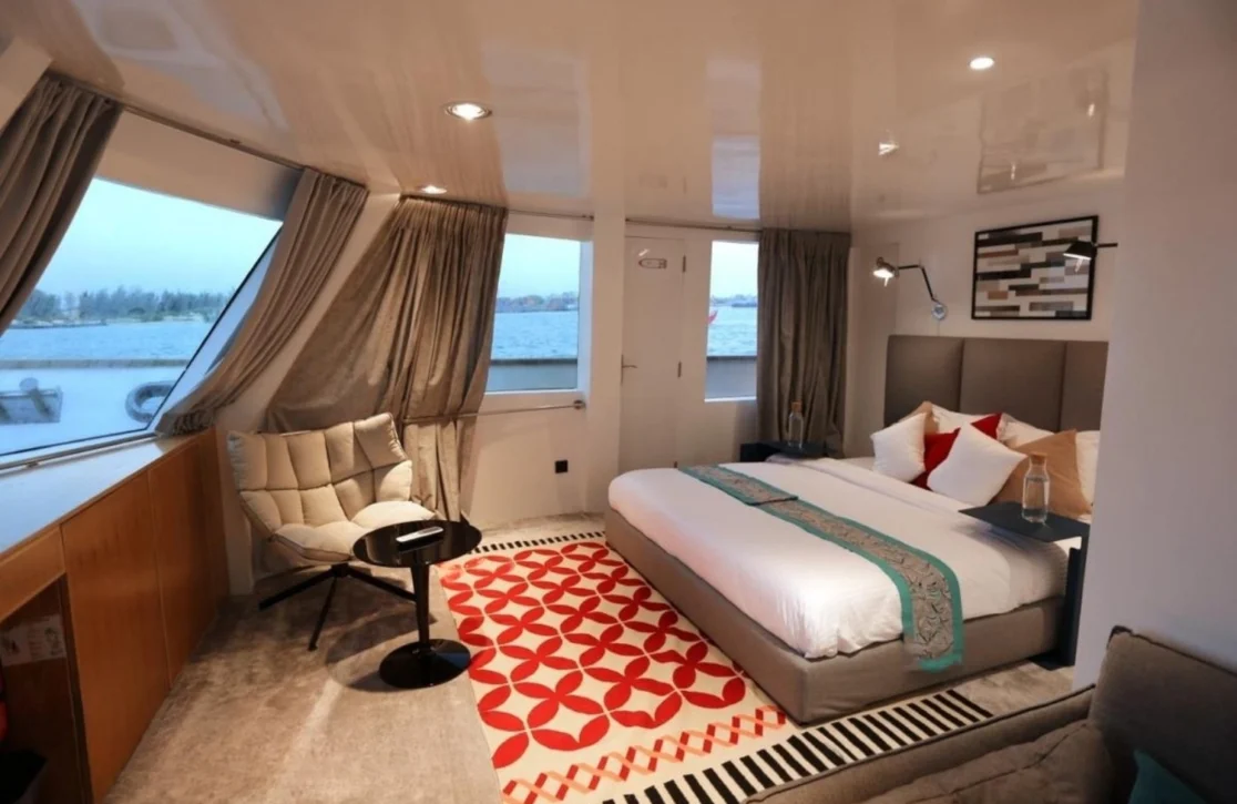 An image of Azalea yacht