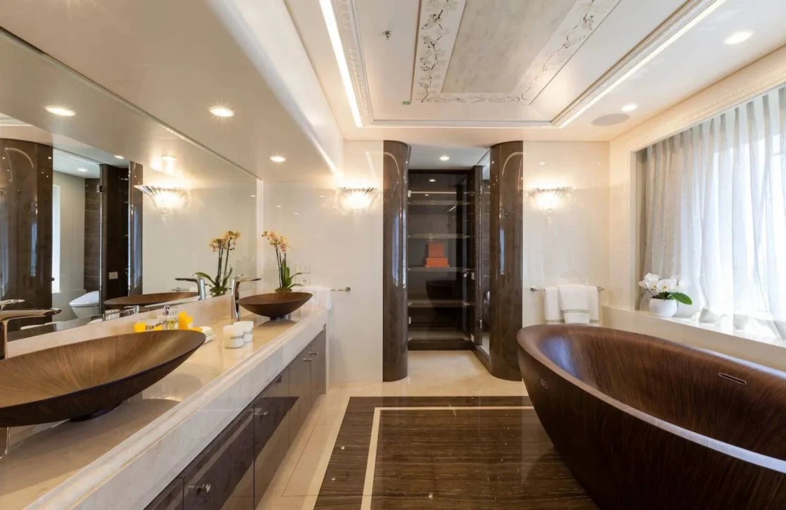 An image of Quinta Essentia yacht