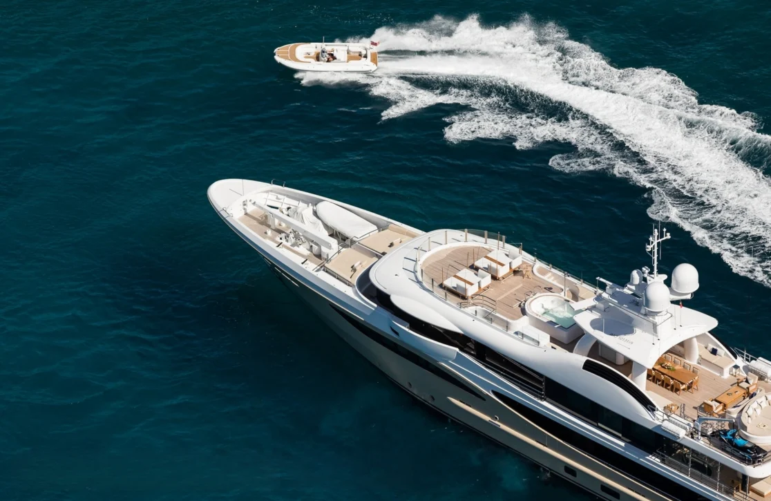 An image of Amigos yacht