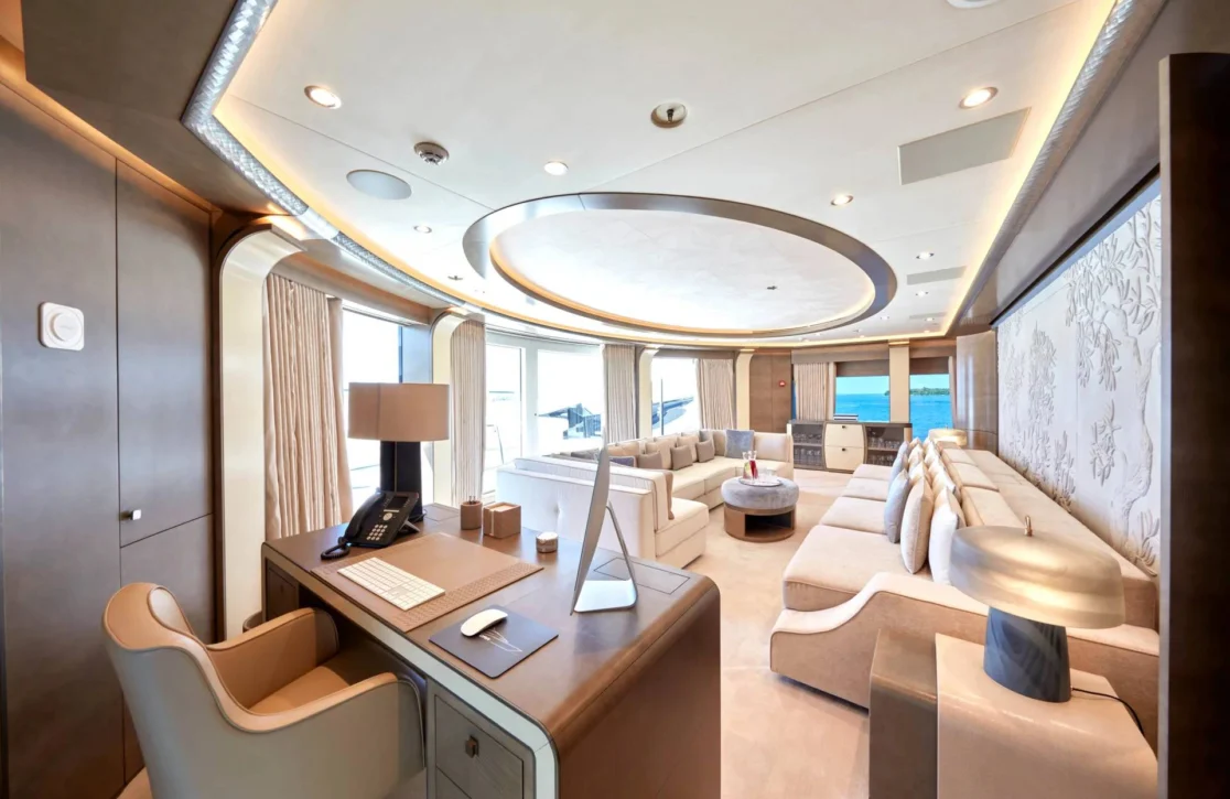 An image of Dar yacht