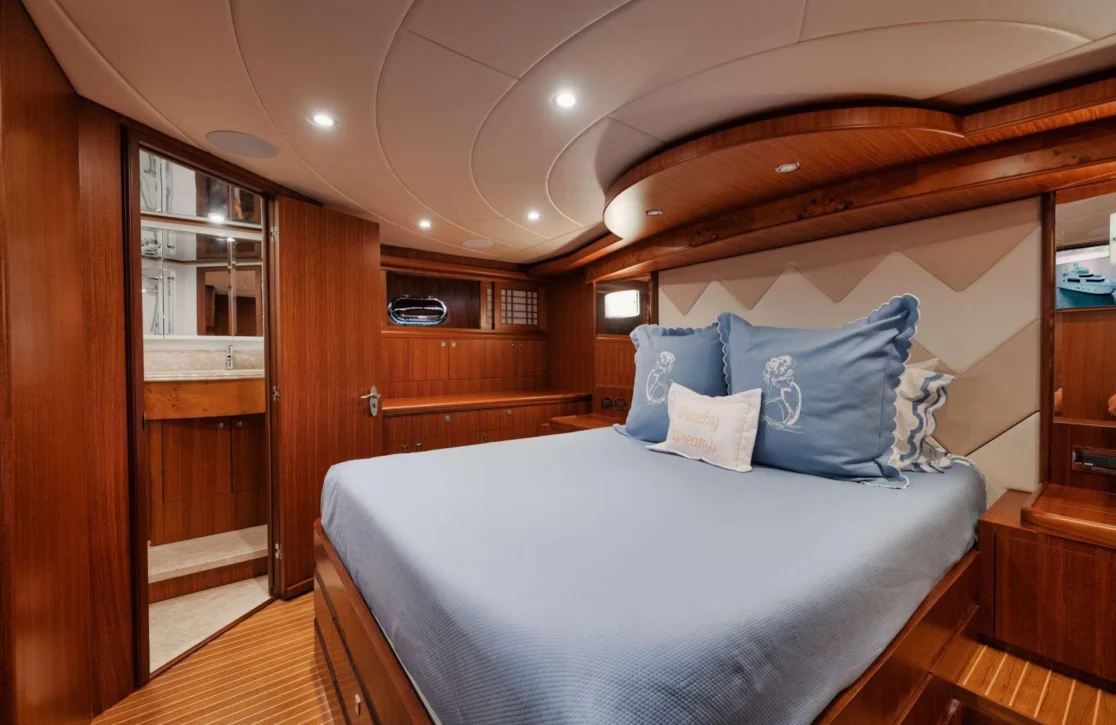 An image of She’s A Peach yacht