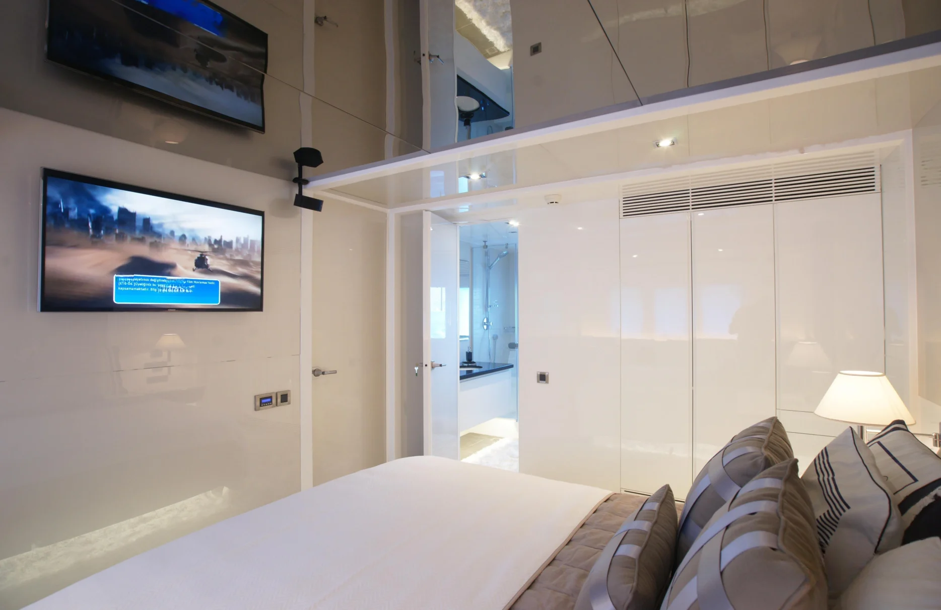 A preview of interior Bedroom cabin