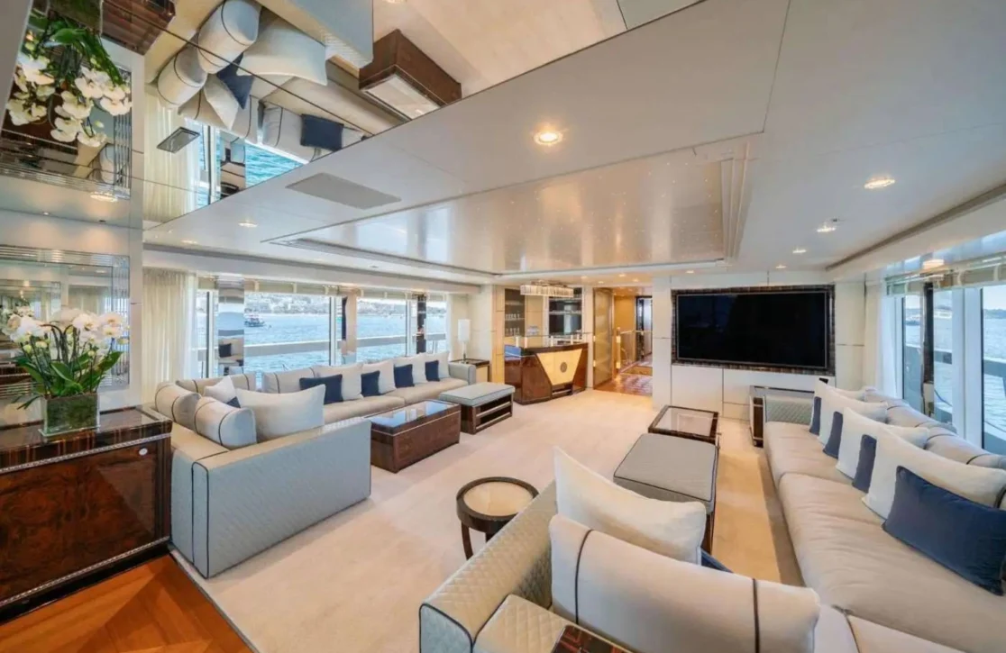 An image of Alulim yacht