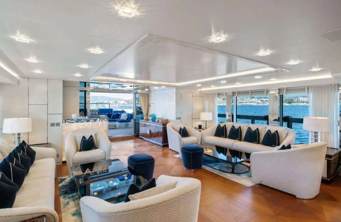 An image of Alulim yacht