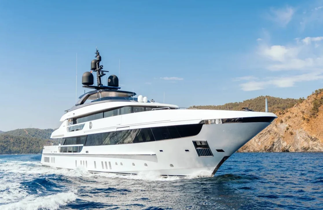 An image of Alulim yacht