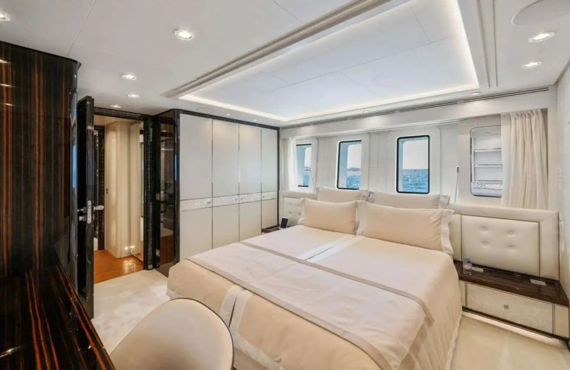 An image of Alulim yacht