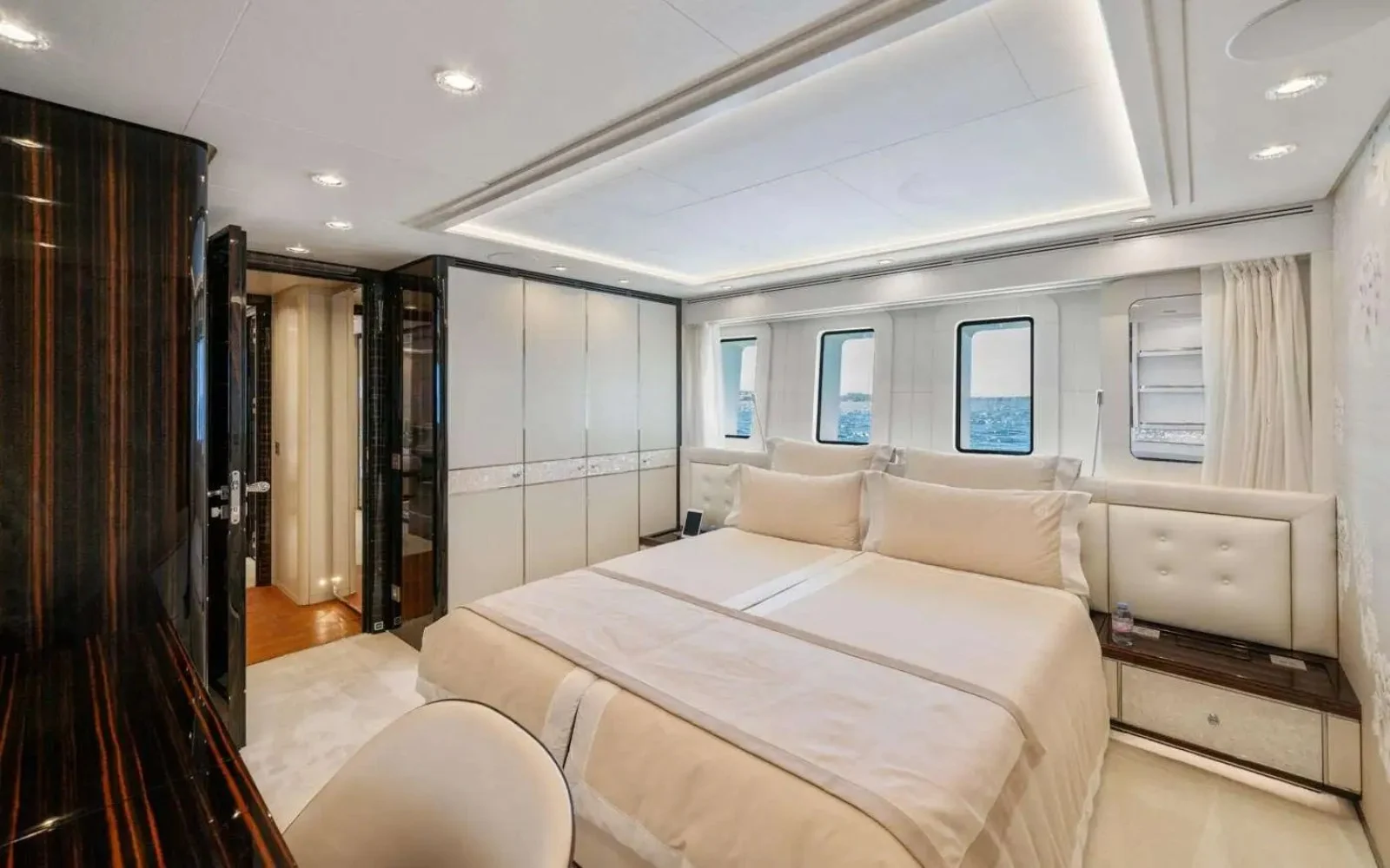 A preview of interior Bedroom cabin