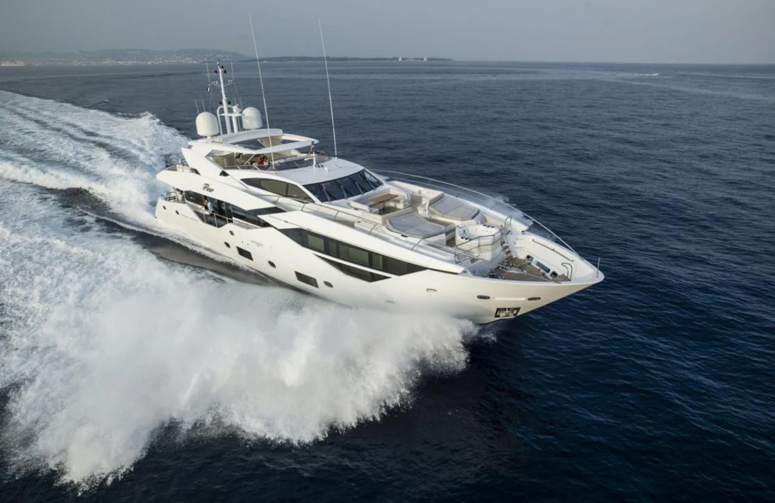 An image of Fleur yacht
