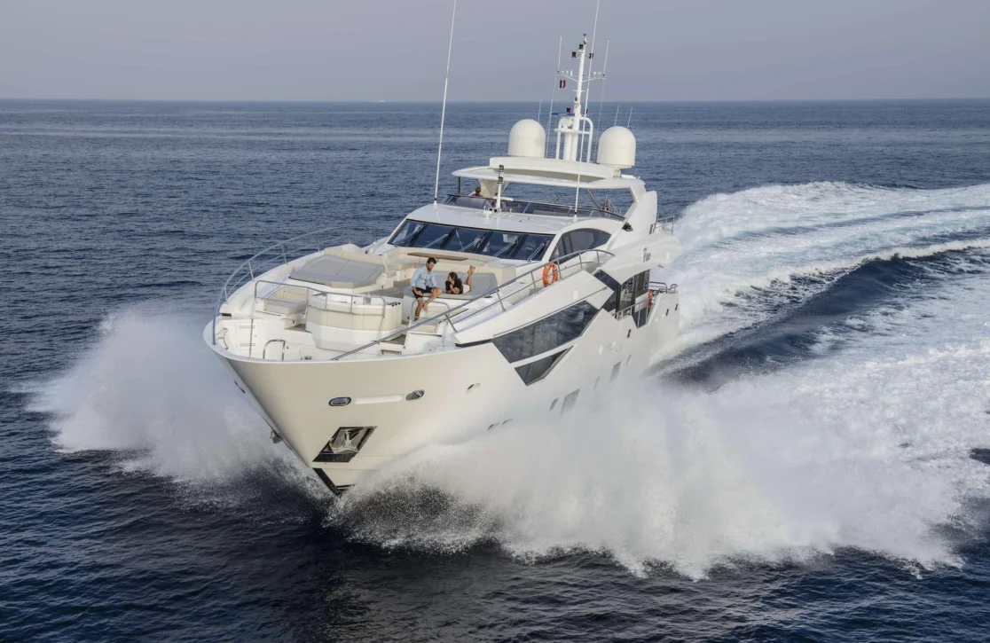 An image of Fleur yacht