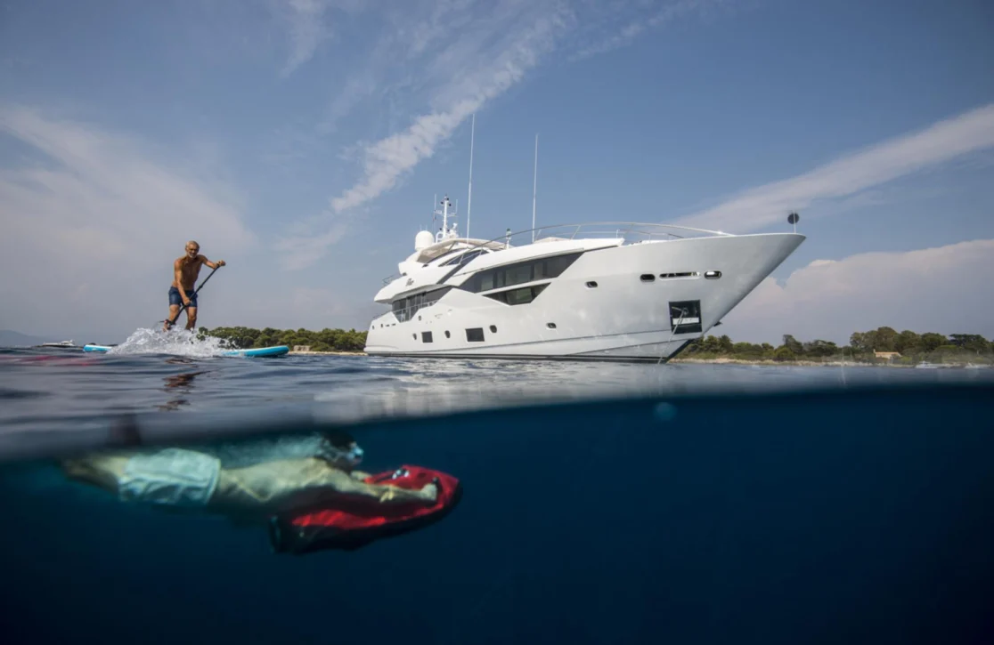 An image of Fleur yacht
