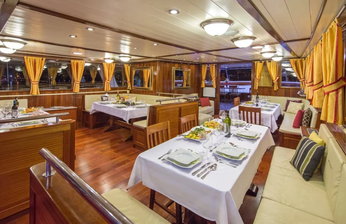 An image of Cesarica yacht