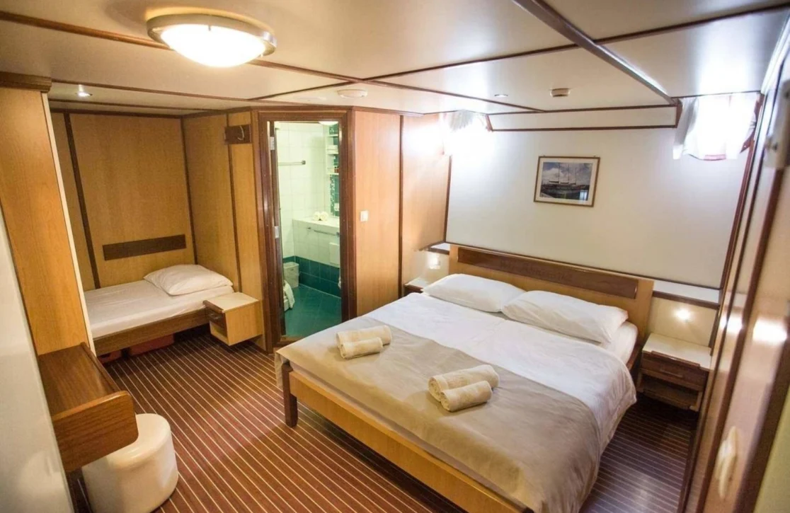 An image of Amorena yacht