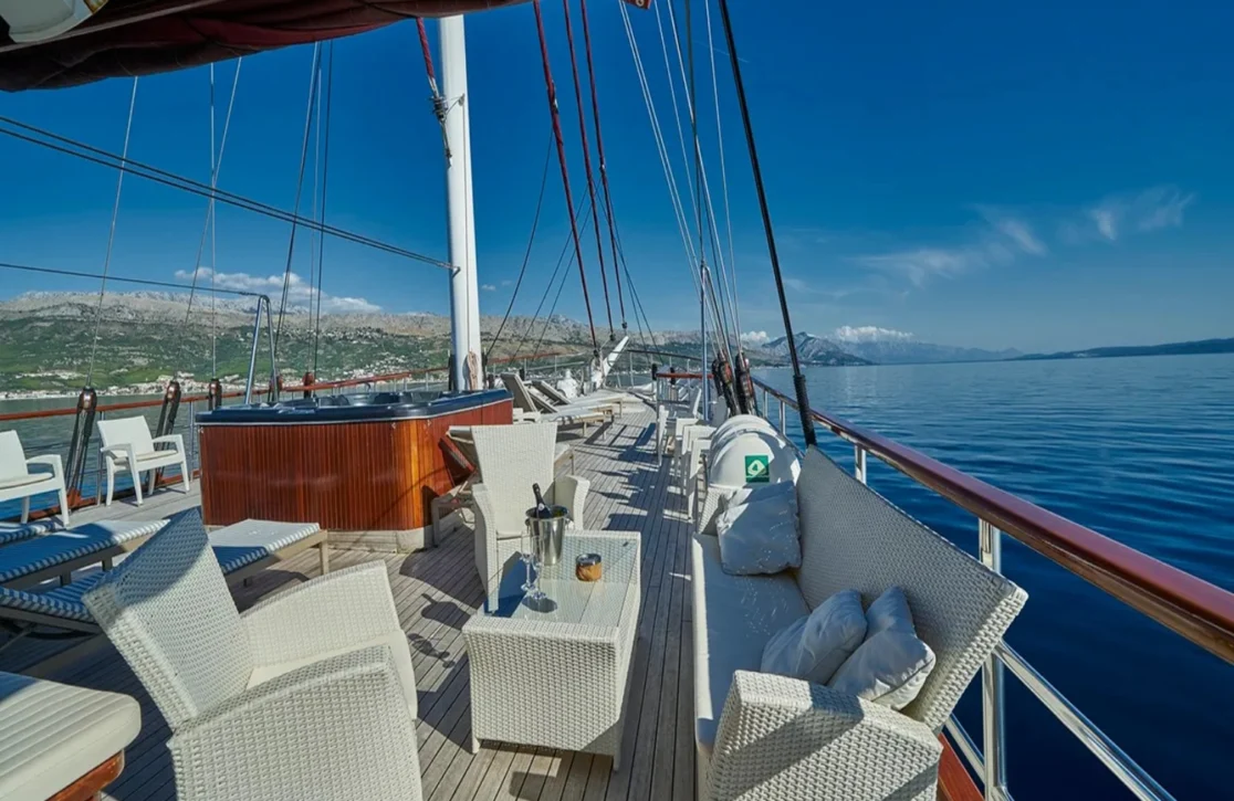 An image of Amorena yacht